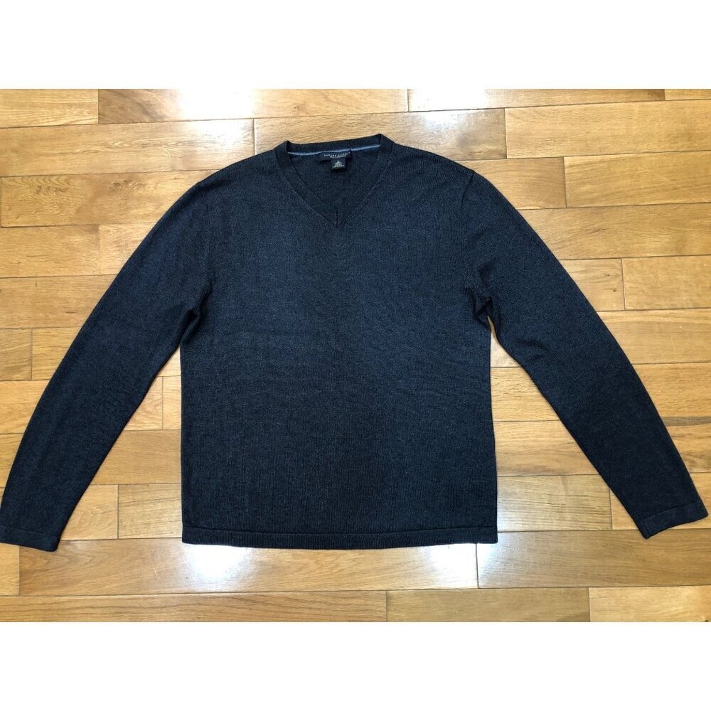 Banana Republic Silk Cashmere V-Neck Dark Gray Knit Sweater Size M